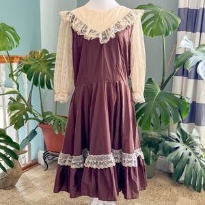 Elegant Brown Lace Trim Dress
